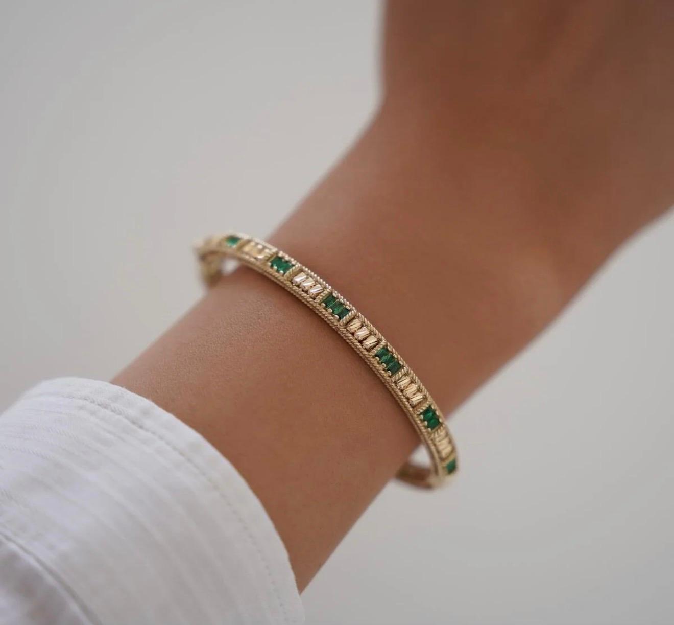 YEŞİL TAŞLI DORİKA ALTIN KELEPÇE